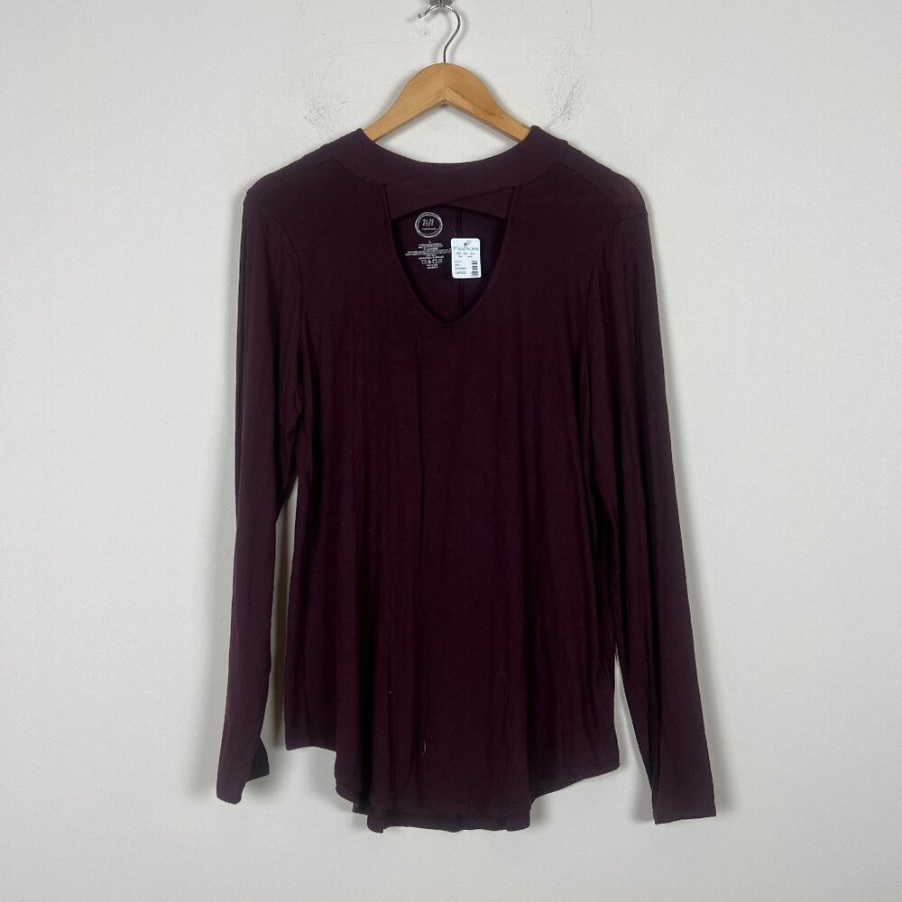 Women's V-Neck Sweater - Deep Purple